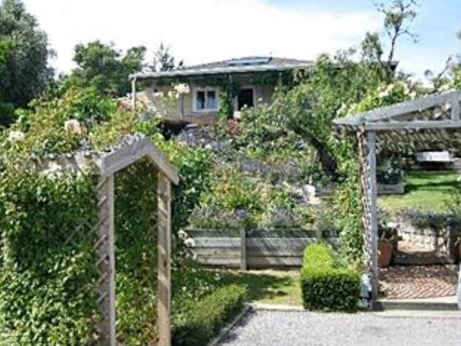 Bed & Breakfast Olde Mill House B&B & Bike2Wine Cycle Hire Renwick