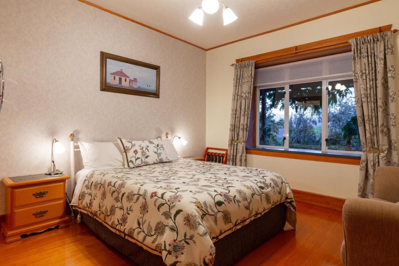 Olde Mill House B&B & Bike2Wine Cycle Hire Bed & Breakfast 4*